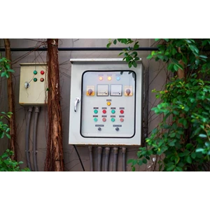 Panel Listrik 